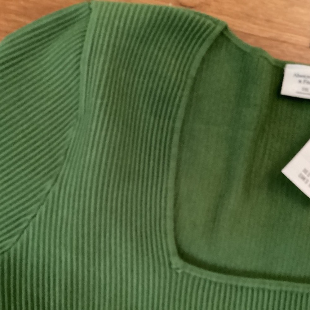 Abercrombie & Fitch Kelly Green Ribbed Top - Picture 3 of 4